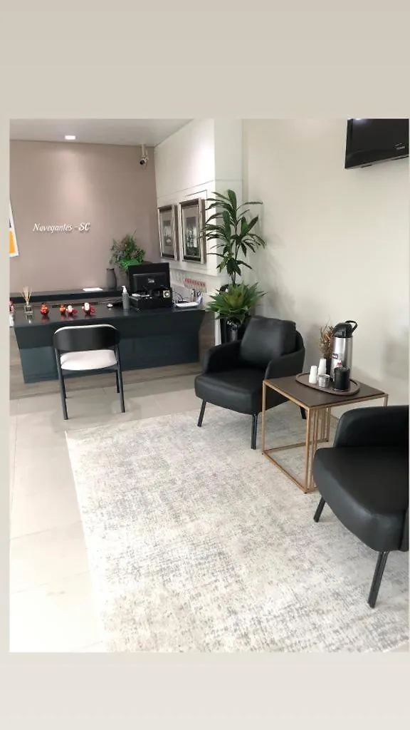 Br Suites Hotel Navegantes